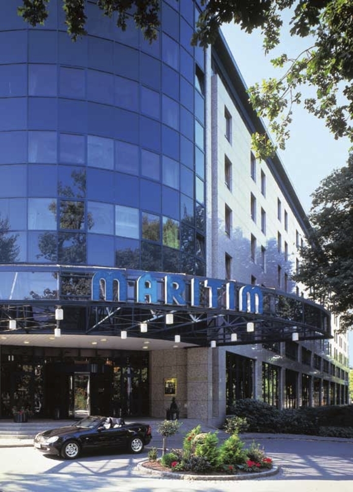 Außenansicht des Maritim Hotel Bremen