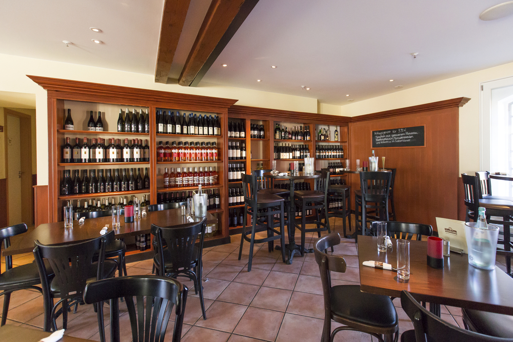 Bar des DORMERO Hotel Altes Kaufhaus in Lüneburg