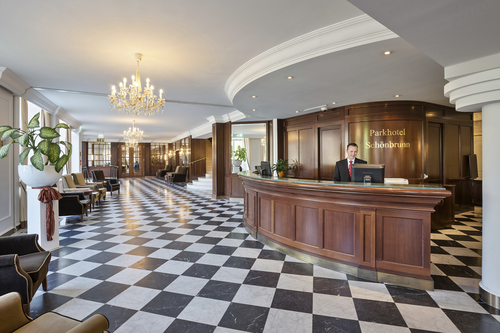 Rezeption im Austria Trend Parkhotel Schönbrunn Wien