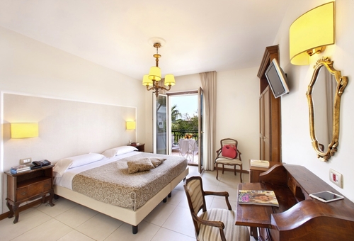 Doppelzimmer des Hotel Alpha Sant'Agnello, Sorrent, Italien