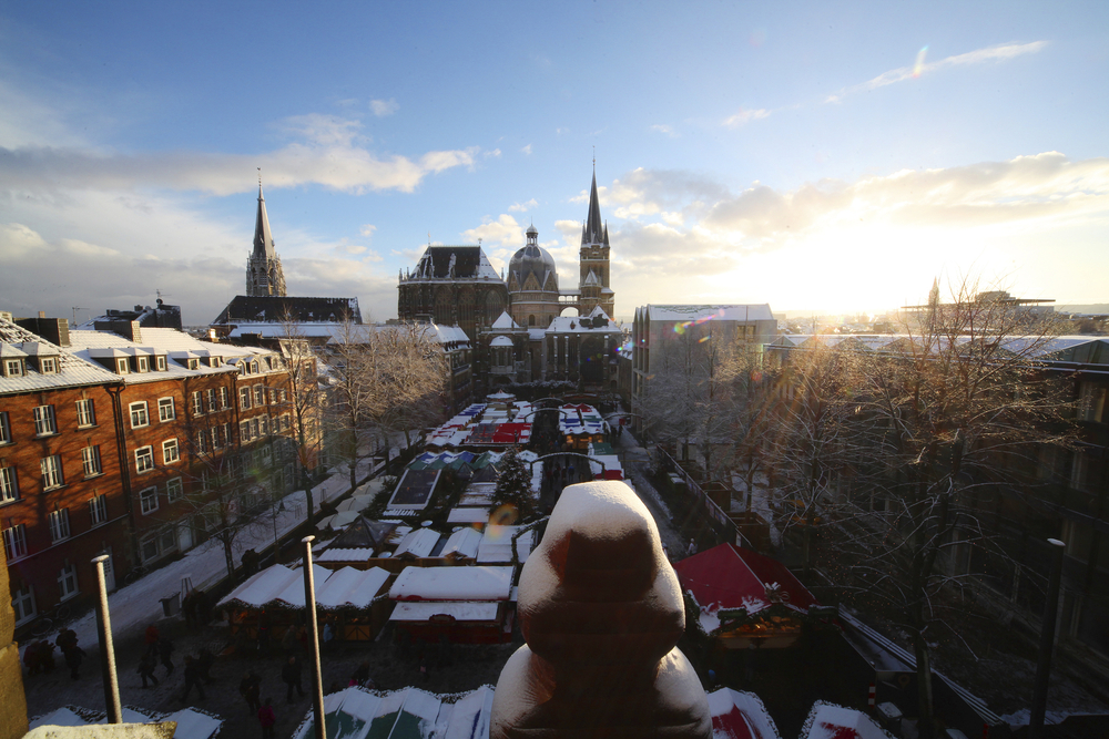 Luftansicht des Aachener Weihnachtsmarktes