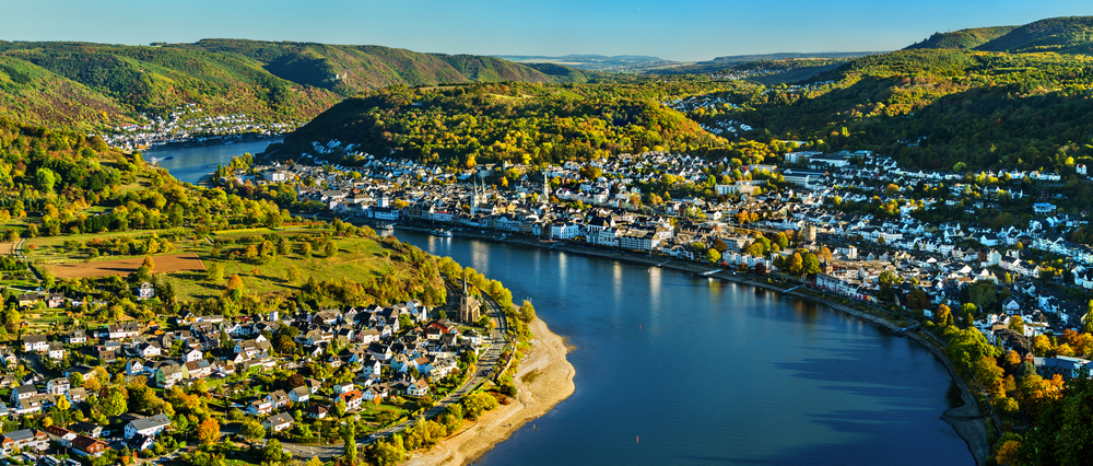 Luftaufnahme der Städte Filsen und Boppard mit dem Rhein in Deutschland