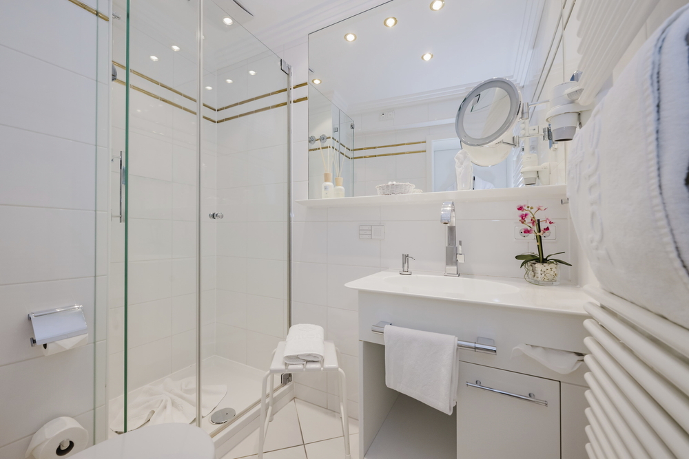 Badezimmer des Komfort Einzelzimmers 