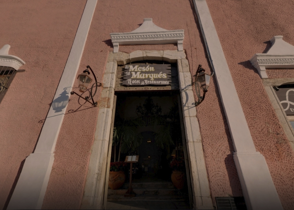 Eingang des Hotel Mesón del Marqués